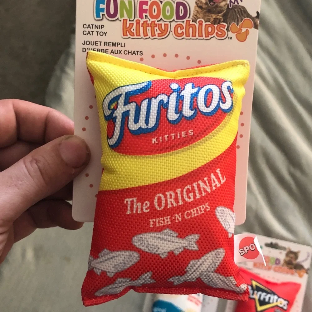 Fun Food Gimmick Cat Toys with Cat Nip